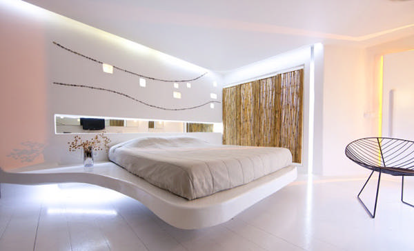 Подсветка в спальне закарнизная